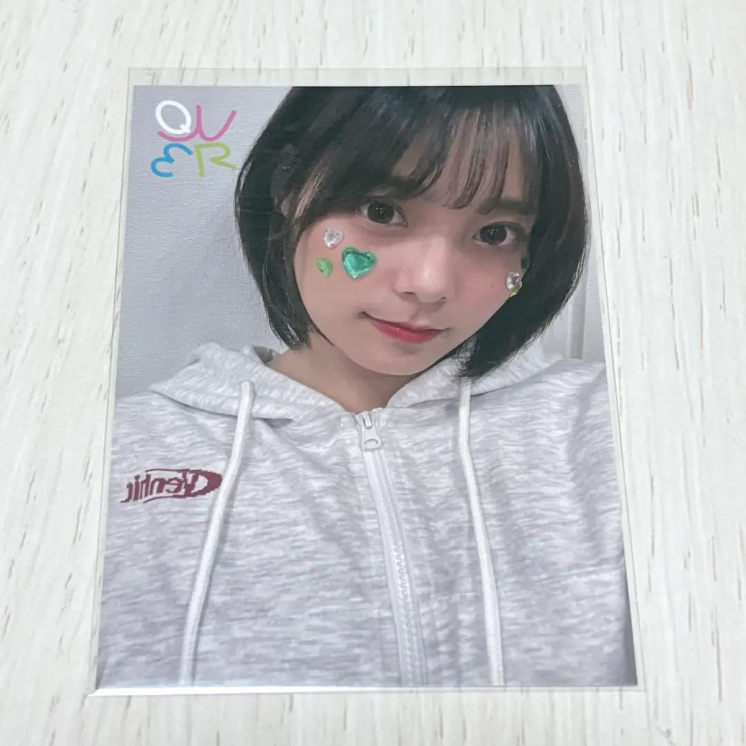 マゼンタ QWER KCON 2025 タワレコ 限定 特典 チェキ - メルカリ