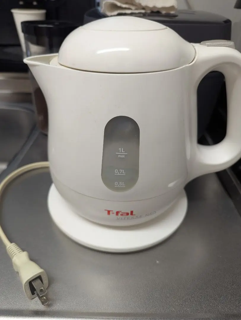 【新品未使用】T-fal Vitesse+ 電気ケトル 1L ステンレス Amazon | T-fal 電気ケトル ニューヴィテス プラス ステンレス