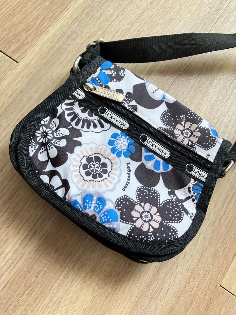 Thumbnail of [Excellent Condition] Lesportsac Shoulder Bag Floral Monochrome
