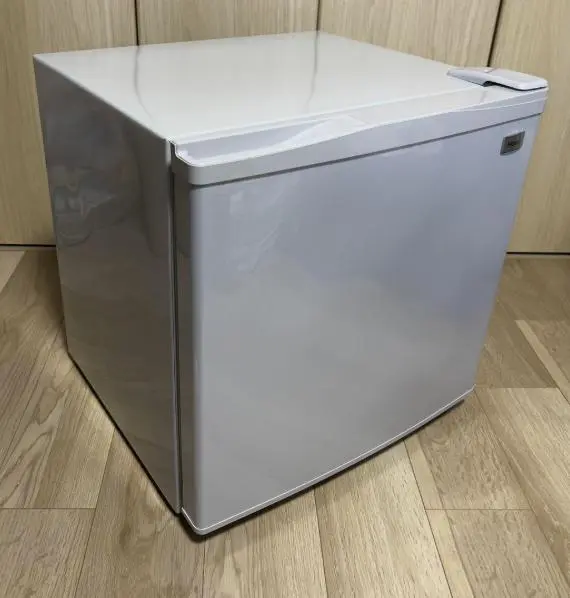 中古品】Haier(ハイアール) 電気冷凍庫 38L JF-NU40F