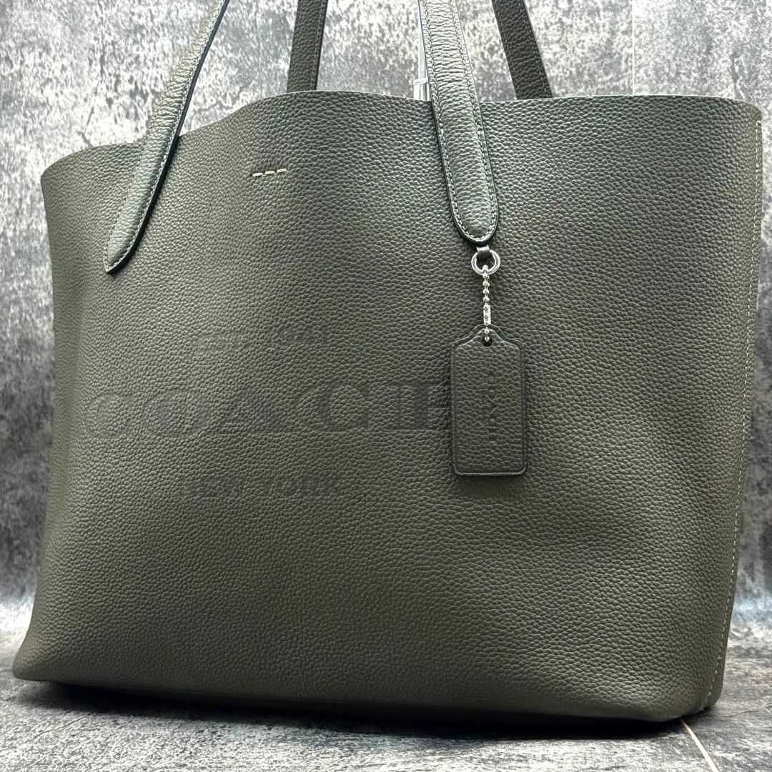 【未使用級】コーチ トートバッグ キャメロン デカロゴ シボ カーキ 未使用級】コーチ トートバッグ キャメロン デカロゴ シボ