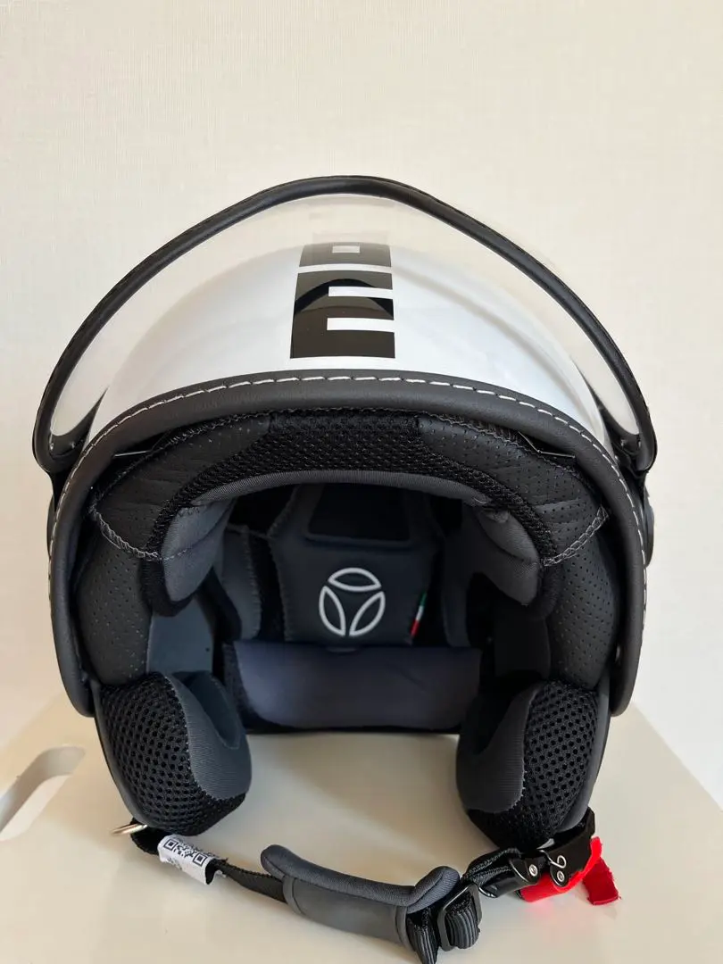 MomoDesign FGTR Evo 2206　モノ ブラック マット（新品） Motorcycle jet helmet FGTR EVO Mono E2206 Matt titanium