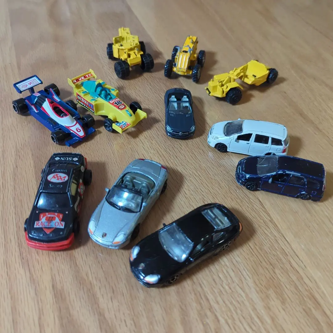 Thumbnail of Mini car set, 11 cars