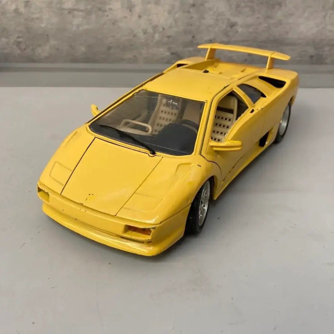 雜物 Bburago 藍寶堅尼 1/18 迷你車 模型 擺設 裝飾品 的縮圖