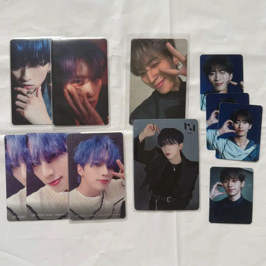 Thumbnail of INI Fengfan (Xu Fengfan) Trading Card Set