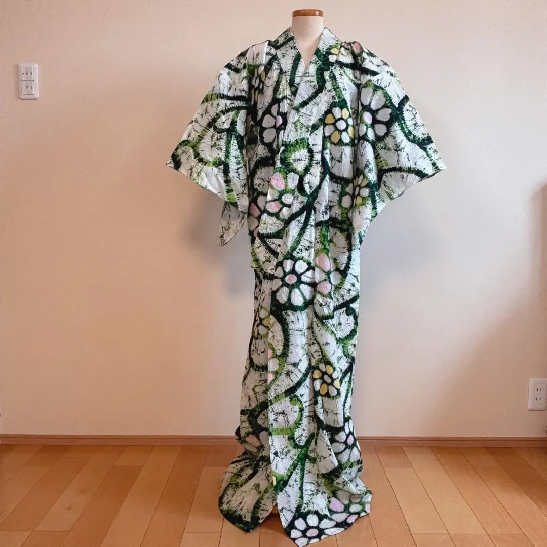 浴衣 絞染 花紋 綠 粉紅 黃 手縫 手工製作 的縮圖