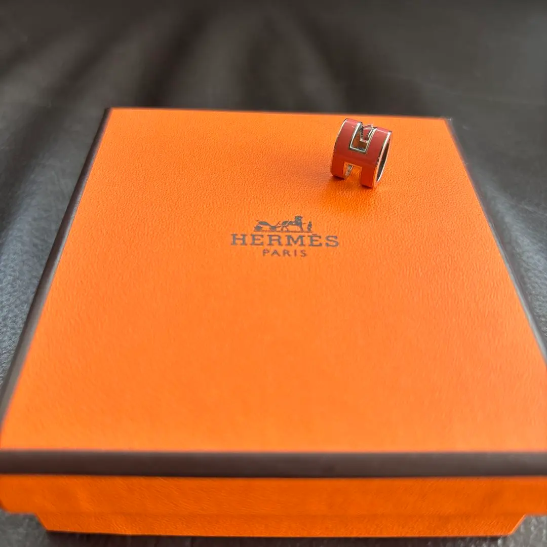 Thumbnail of HERMES Hermès Pop H Earrings Orange