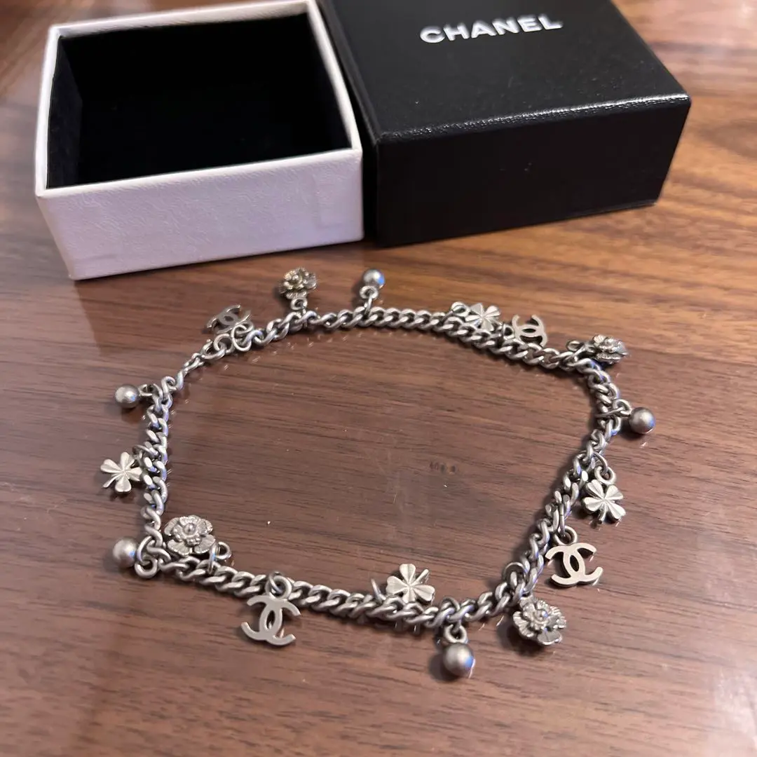 CHANEL クリスタルビーズ アンクレット 2025年最新】CHANEL アンクレットの人気アイテム - メルカリ