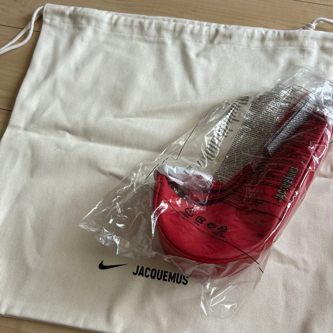 7/23発売｜Jacquemus × Nike The Swoosh Bag & Apparel