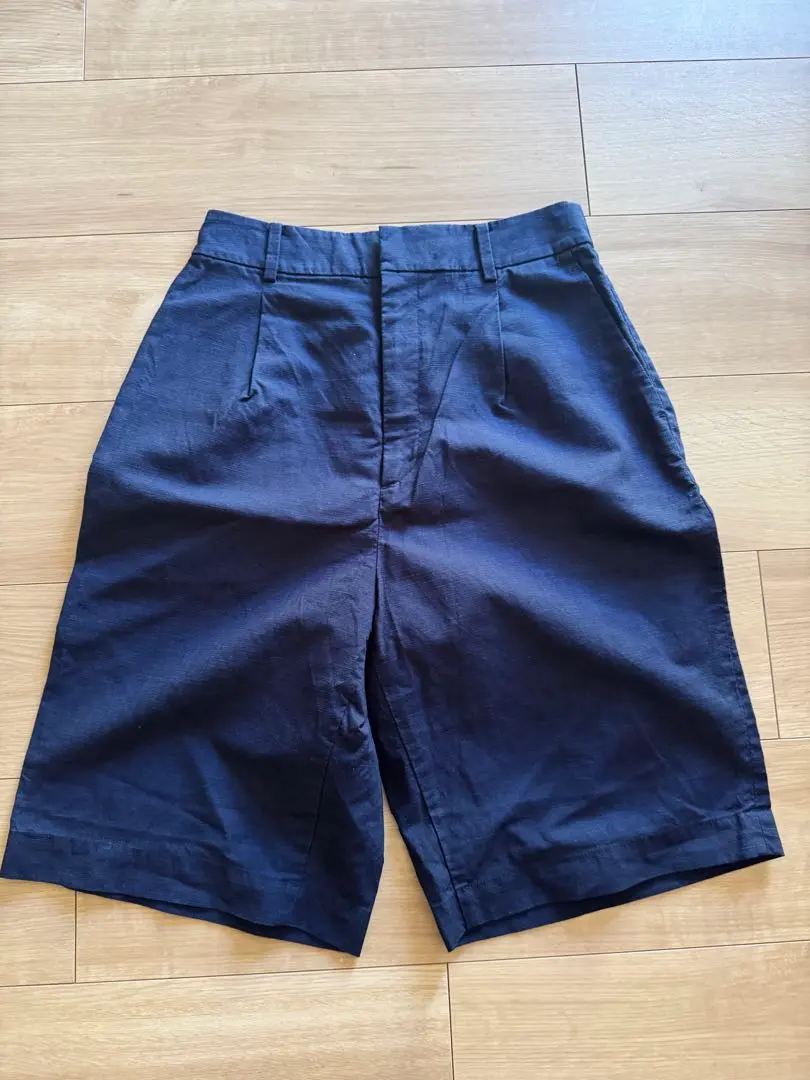 Thumbnail of UNIQLO Linen Blend Bermuda Pants, Size M