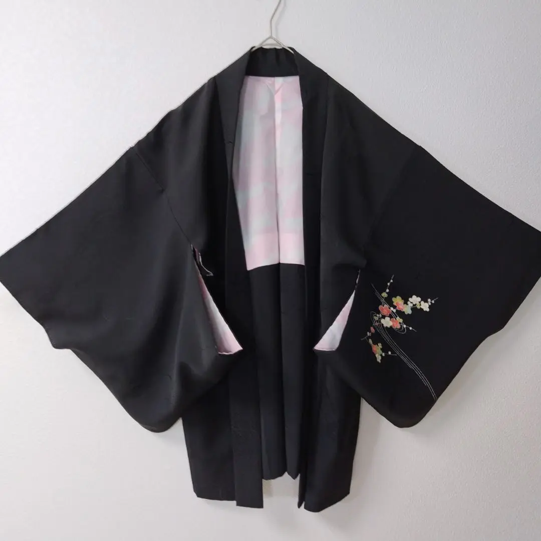 Thumbnail of Japanese Vintage Haori Black Pink Kimono