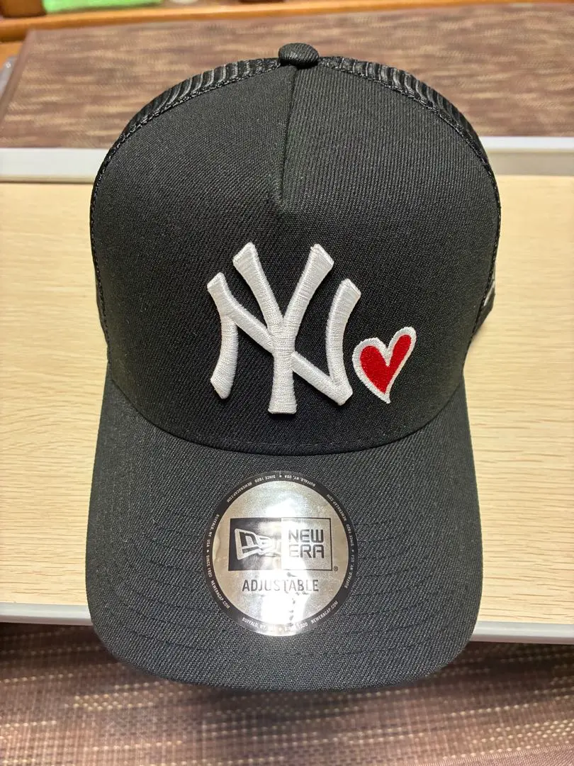 New Era BASICKSコラボ9FORTY ヤンキース ネイビー　田中樹 NEWERA BASICKSコラボ9FORTY ヤンキース ネイビー 田中樹 - メルカリ