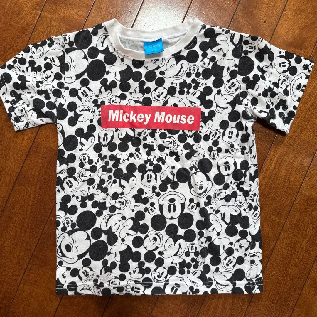 Thumbnail of Mickey Mouse T-shirt for boys, size 130, Disney