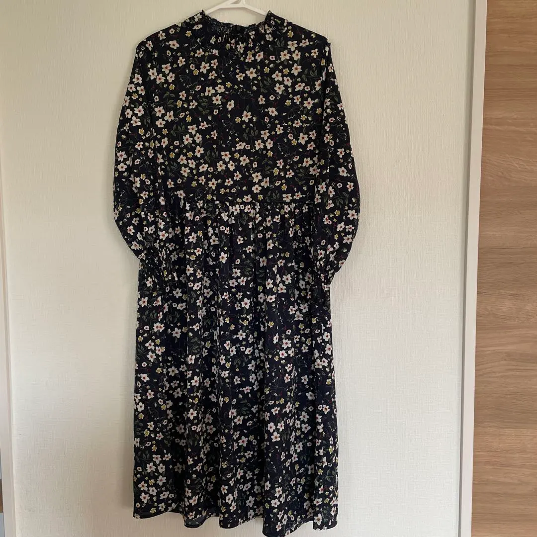 Thumbnail of Women's floral dress