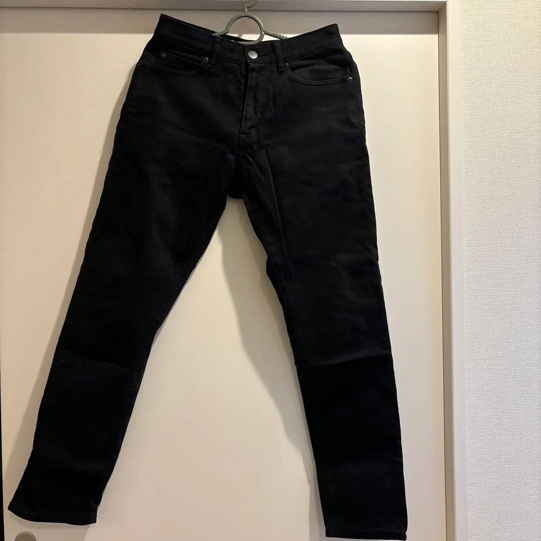 ZOZO 黑色修身牛仔褲 的縮圖