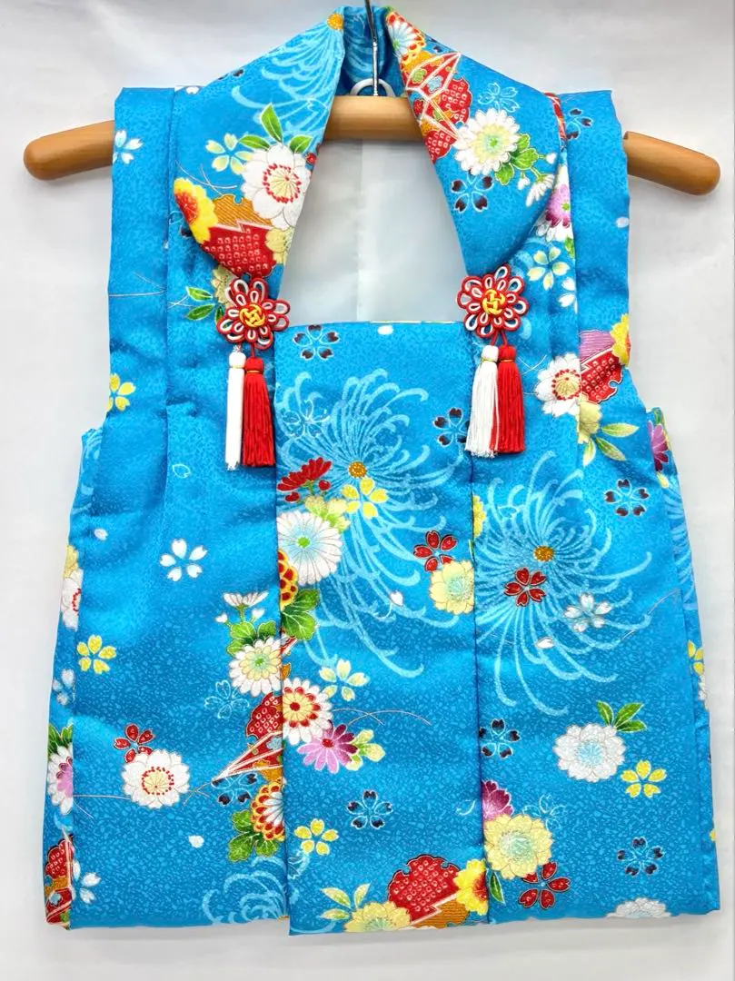 Thumbnail of Shichi-Go-San (7-5-3 Festival) Hifu (vest) for 3-year-old girl, blue系/folding crane & chrysanthemum 《Child 367》#Edo Komon