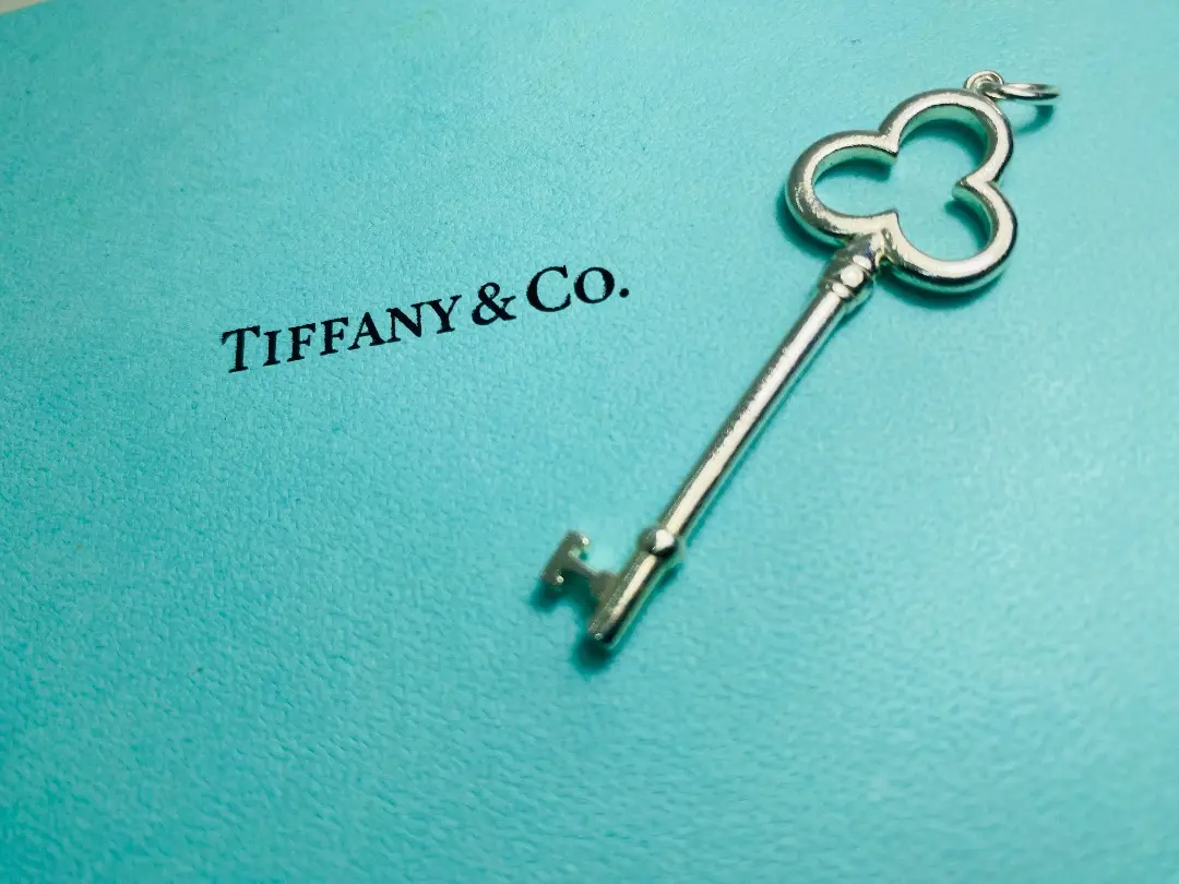 Tiffany & Co. - ティファニー クローバー キー ダイヤモンド