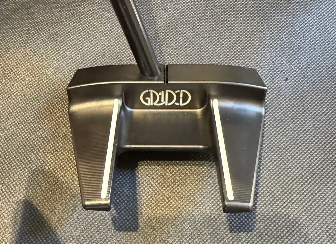 希少!美品‼︎ グリッドデザイン　パター 注目のカスタムメイドパター『GRID DESIGN』金属加工の匠が生む