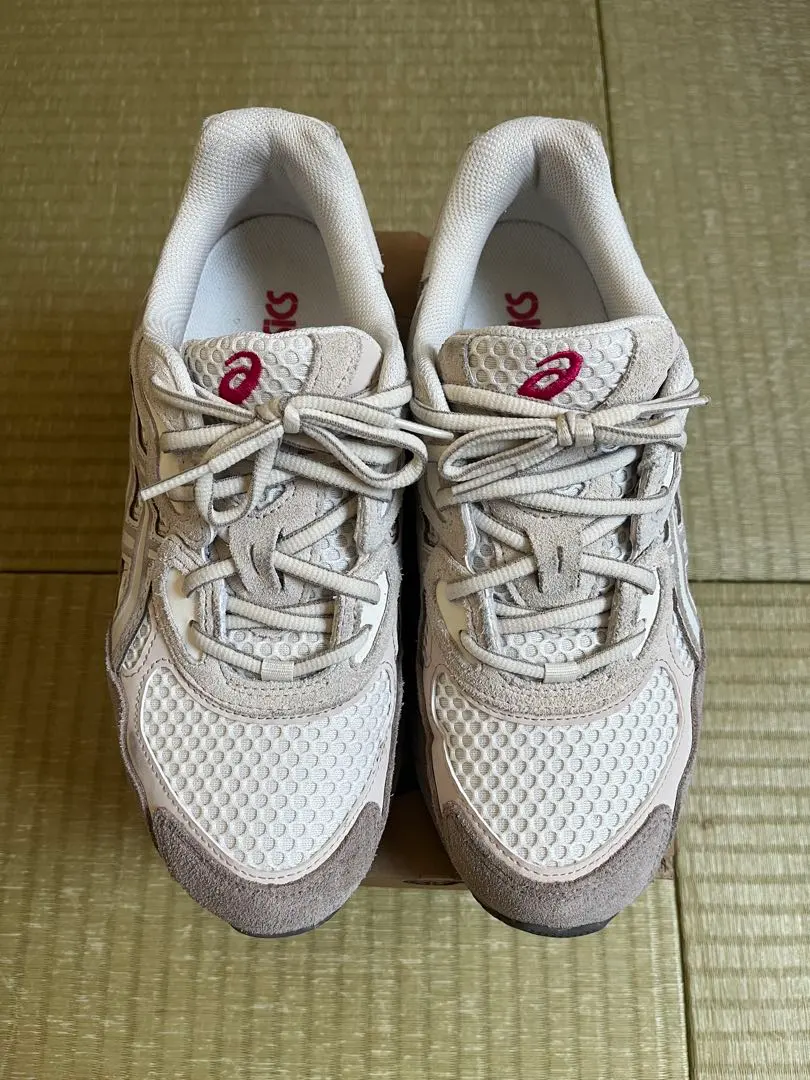 Thumbnail of ASICS GEL NYC Cream/Moonrock