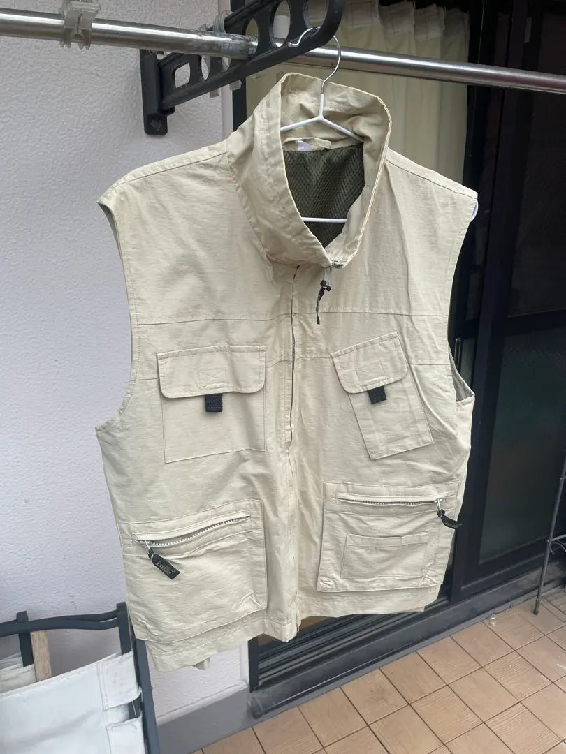 Thumbnail of Outdoor vest, beige