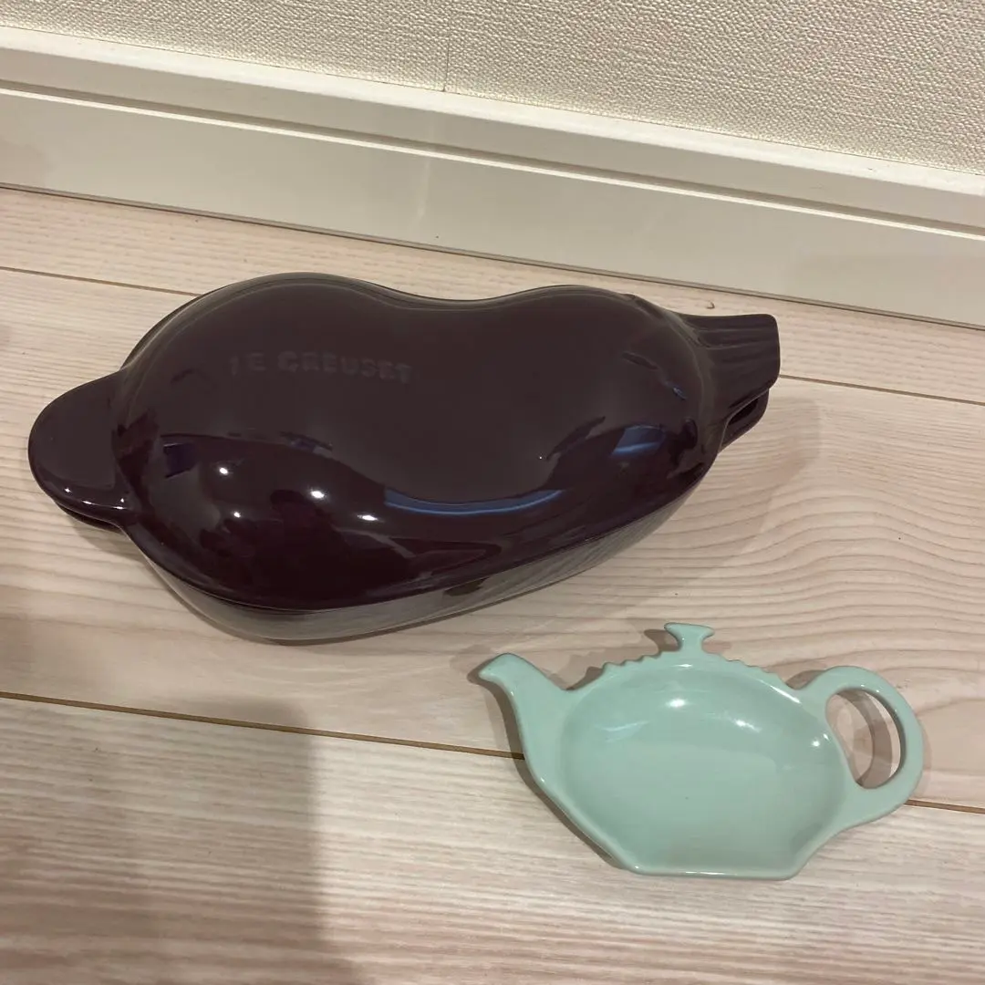 希少　ルクルーゼ　ナス ココット　オーベルジン　ベジタブル　36cm 鋳物 鍋 希少 ルクルーゼ ナス ココット オーベルジン ベジタブル 36cm