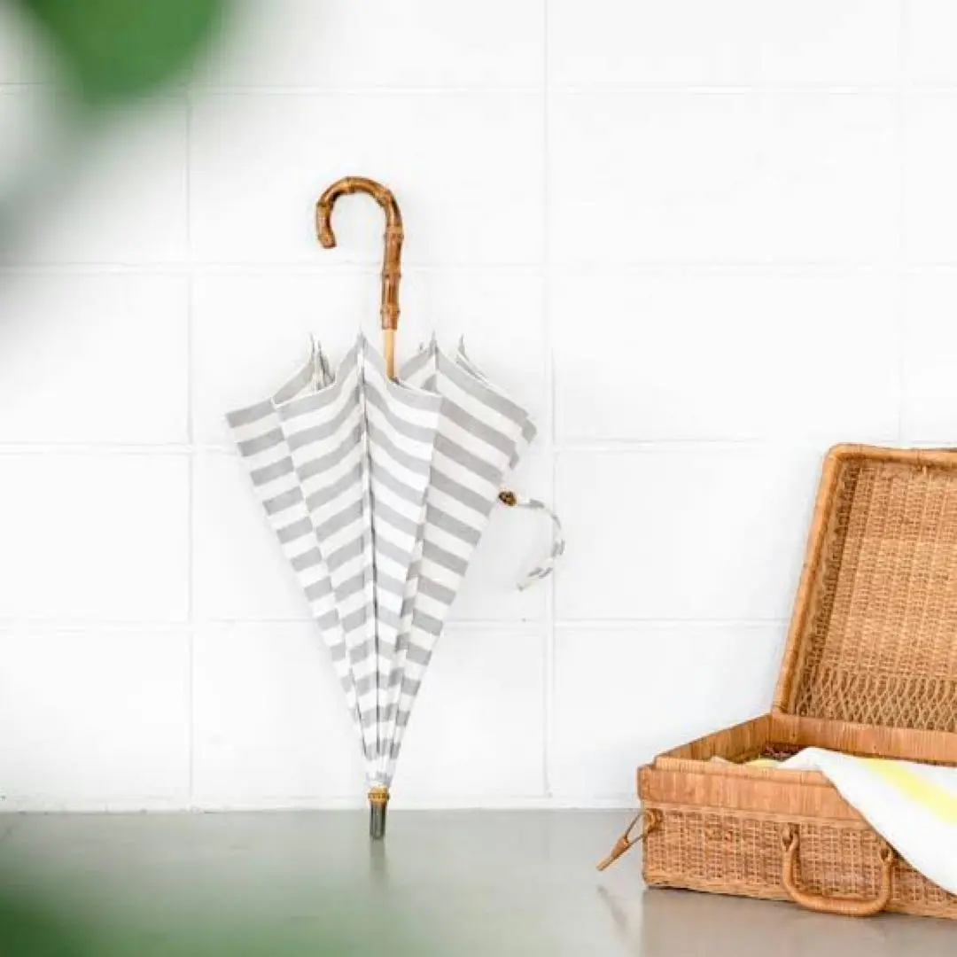【美品】アンキャシェット　折りたたみ傘 Encachette/アンキャシェット/日傘（折りたたみ） - 北欧