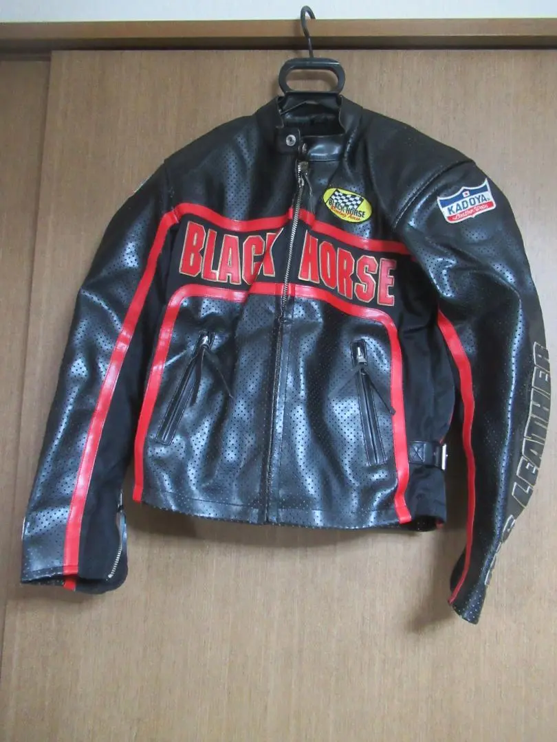 カドヤ レザージャケット BlACKHORSE 牛革 バイカー 黒×赤（革