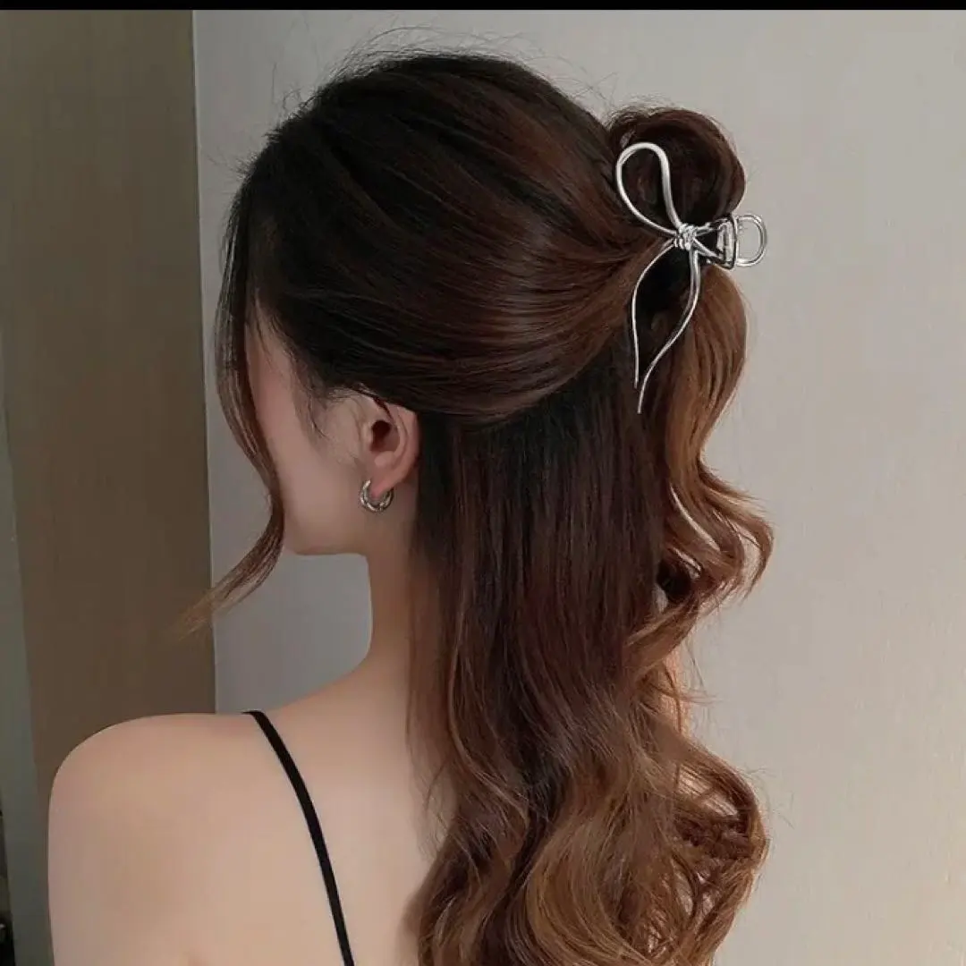 Thumbnail of Hair accessories, hair clip, ribbon, silver