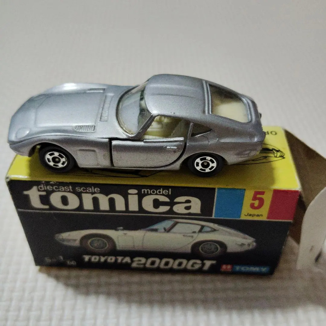 Thumbnail of Tomica Toyota 2000GT