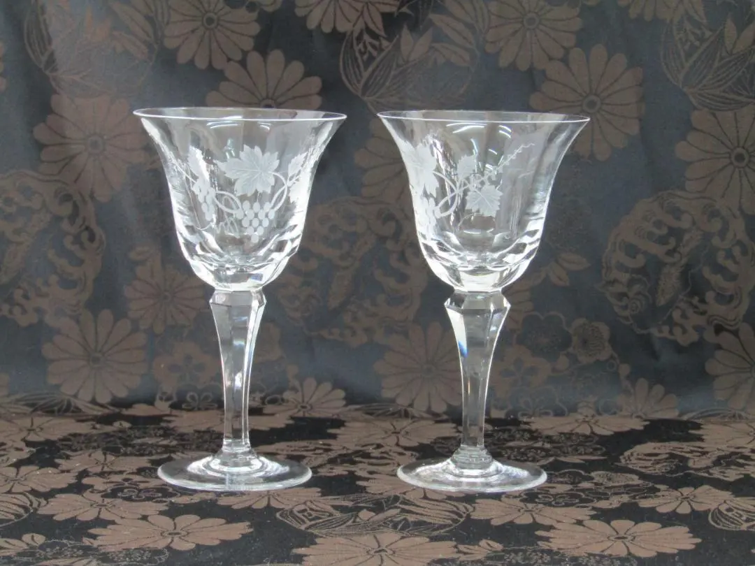 Thumbnail of Kagami Crystal Etched Crystal Wine Glass Pair Set
