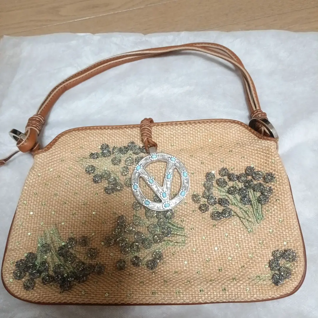 バレンティノビーズ刺繍バッグ ビーズ VALENTINO(ヴァレンティノ) バッグ・カバン(レディース