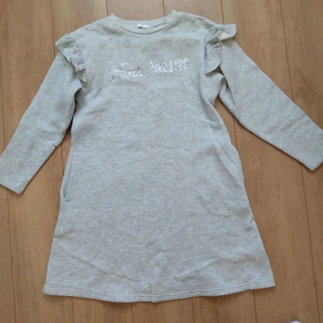 Thumbnail of Gray long-sleeved dress with frills, size 140, for girls, GU