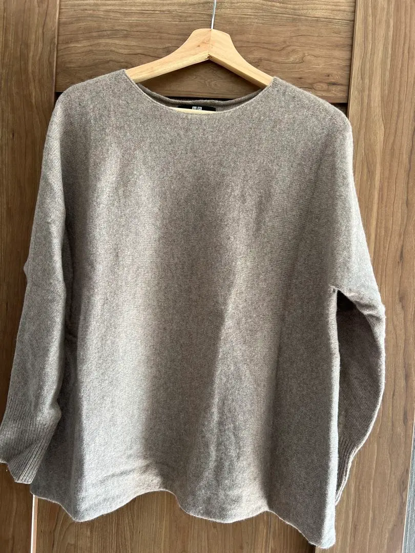 Thumbnail of UNIQLO beige knit