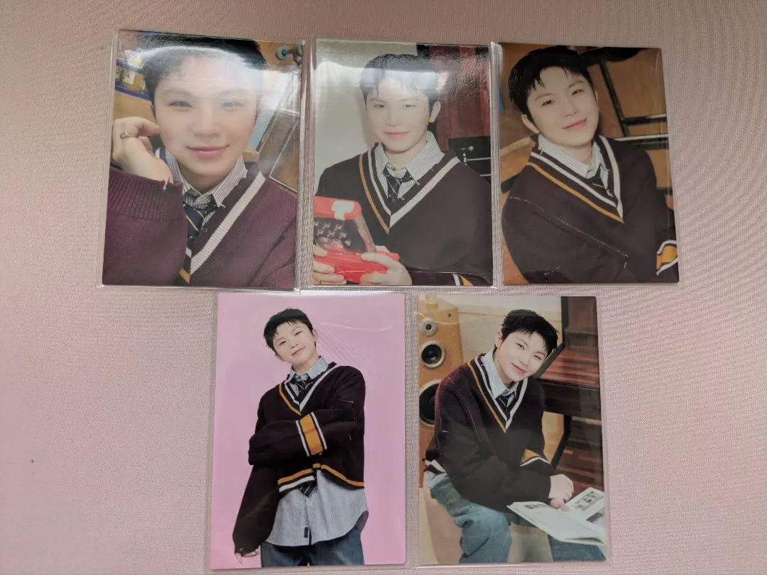 Thumbnail of Woozi of Seventeen holiday