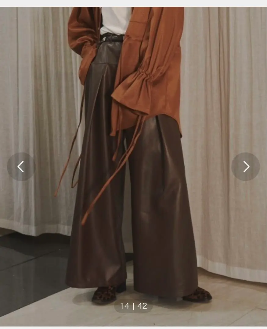 seyto（セイト）の「Vintage like fake leather flare pants