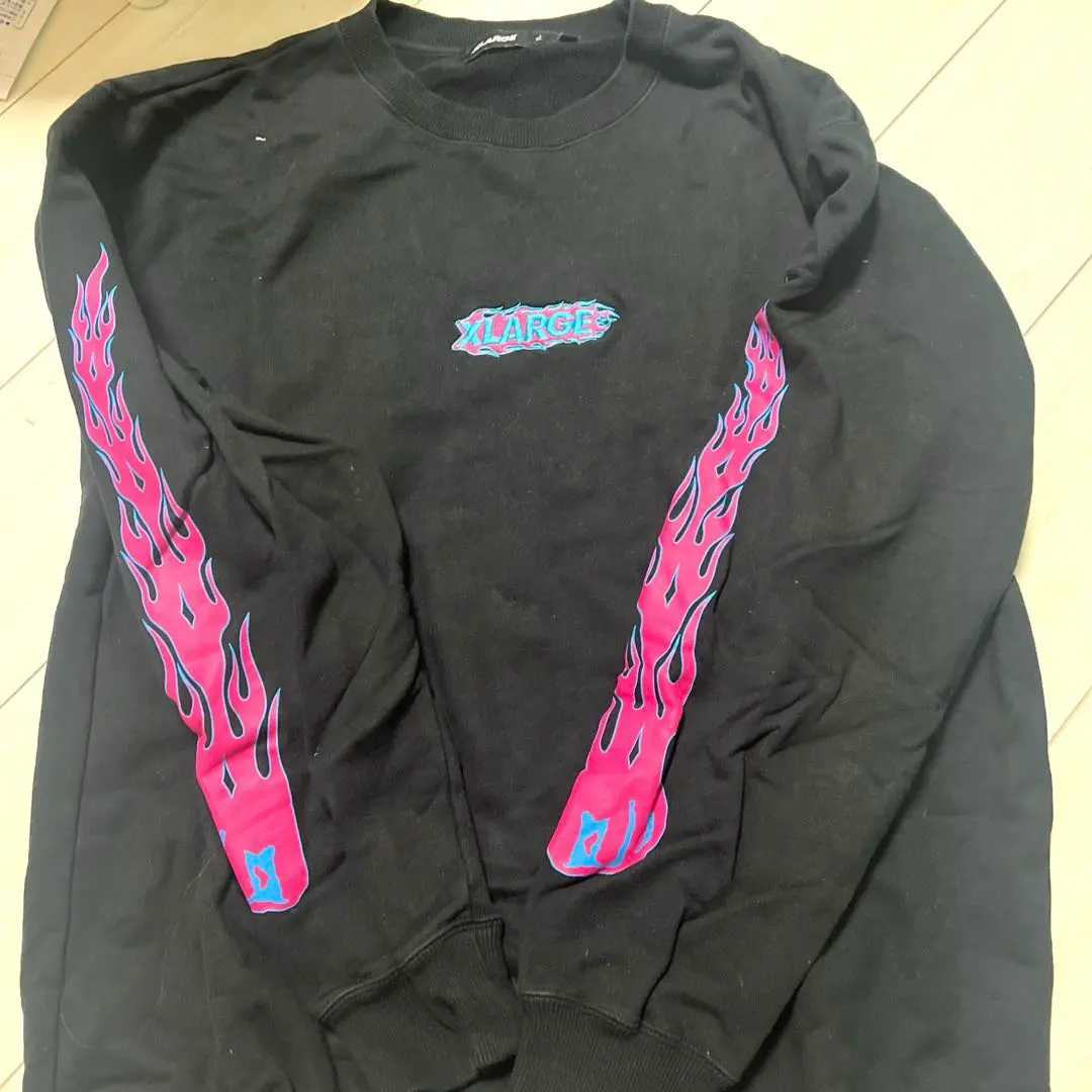 Thumbnail of XL size hoodie