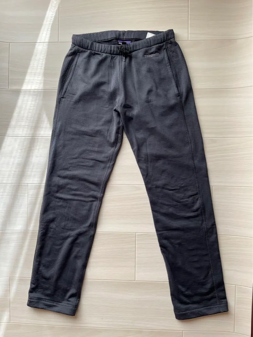 中古 メンズXS patagonia パタゴニア R1 パンツ フリース グレー FGE POLATEC ポーラテック ボトム フライフィッシング デイリー R2 2025年最新】パタゴニアr1パンツの人気アイテム - メルカリ