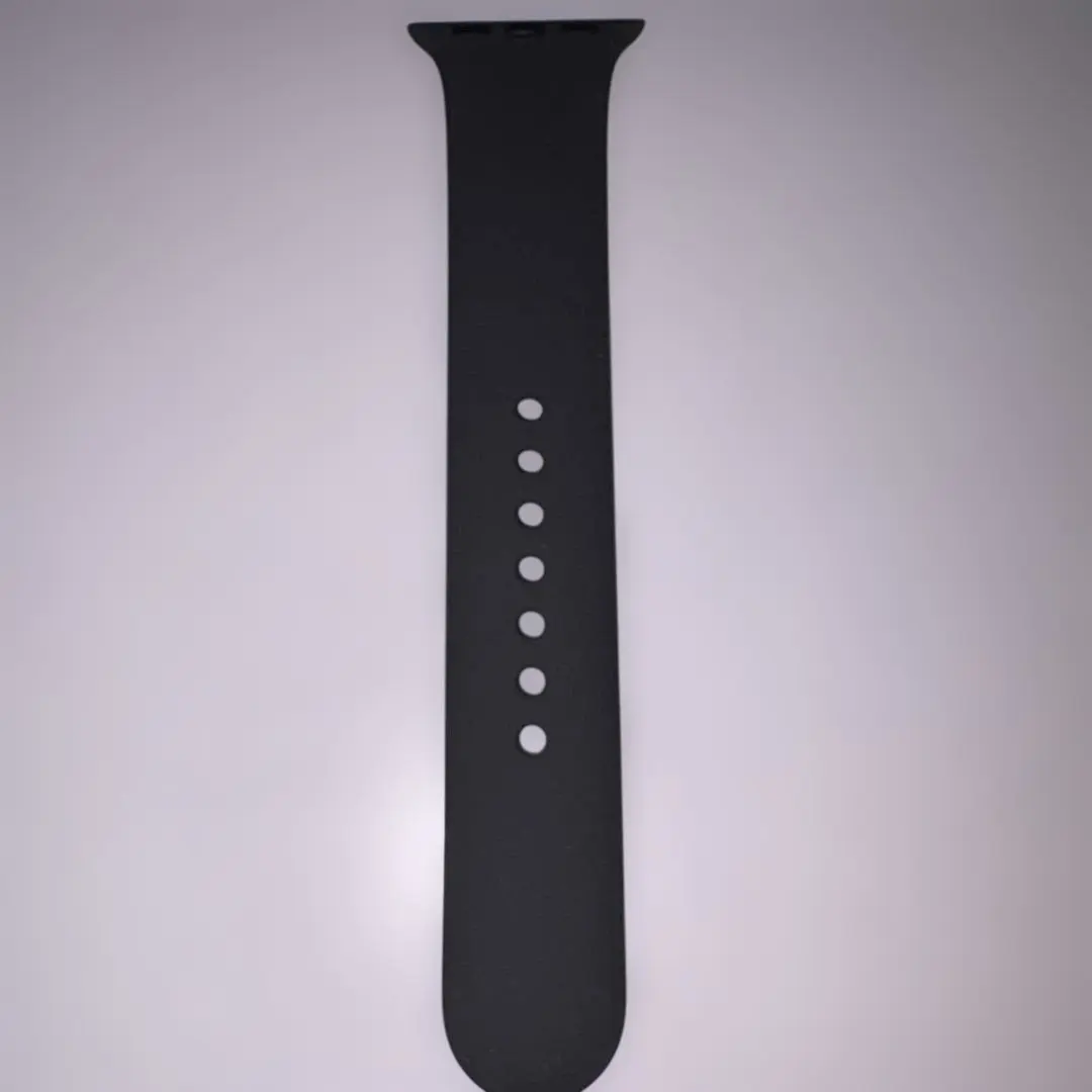 Apple Watch 黑色矽膠錶帶 M/L 的縮圖