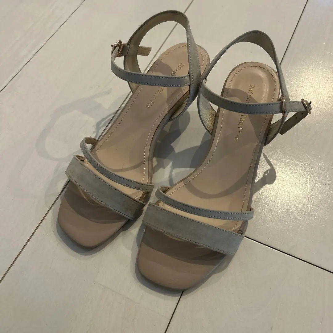 Thumbnail of Gray strap sandals, mid-heel
