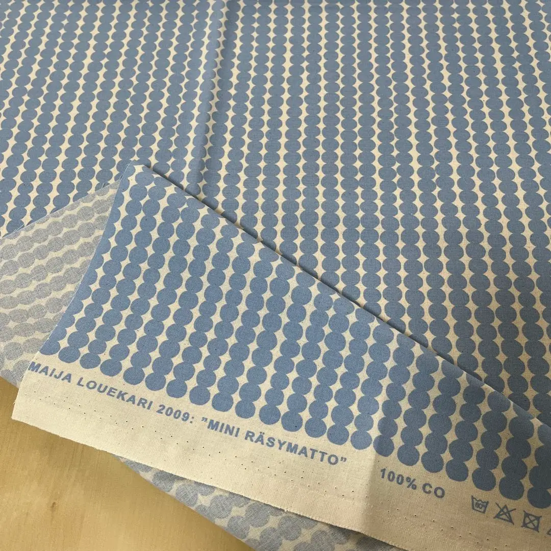 ヨハンナグリクセン Helios テーブルセンター マット 123×44cm ヨハンナグリクセン Helios テーブルセンター マット 123×44cm