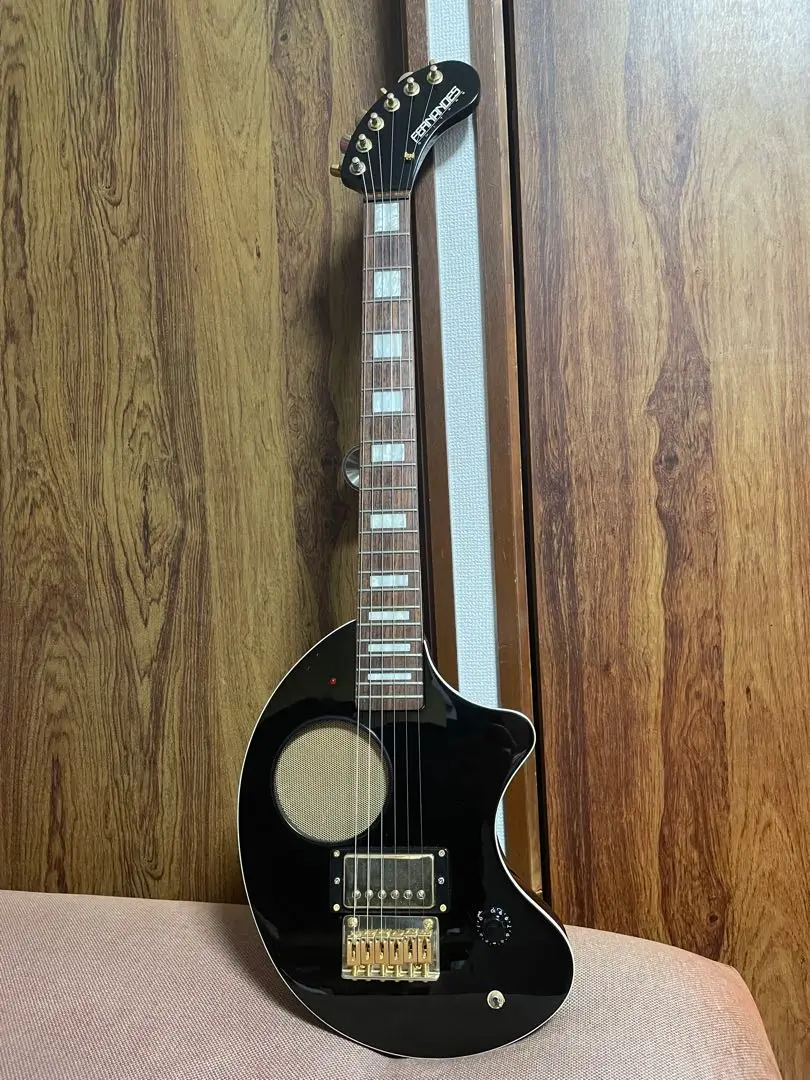 FERNANDES ZO-3C ブラック×ゴールド Fernandes ZO-3C - 第一楽器株式会社