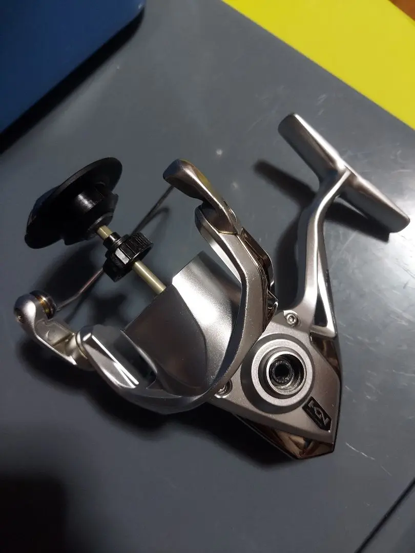 シマノ　15ストラディック　c3000hg シーガーpex8付き シマノ 15ストラディック c3000hg シーガーpex8付き