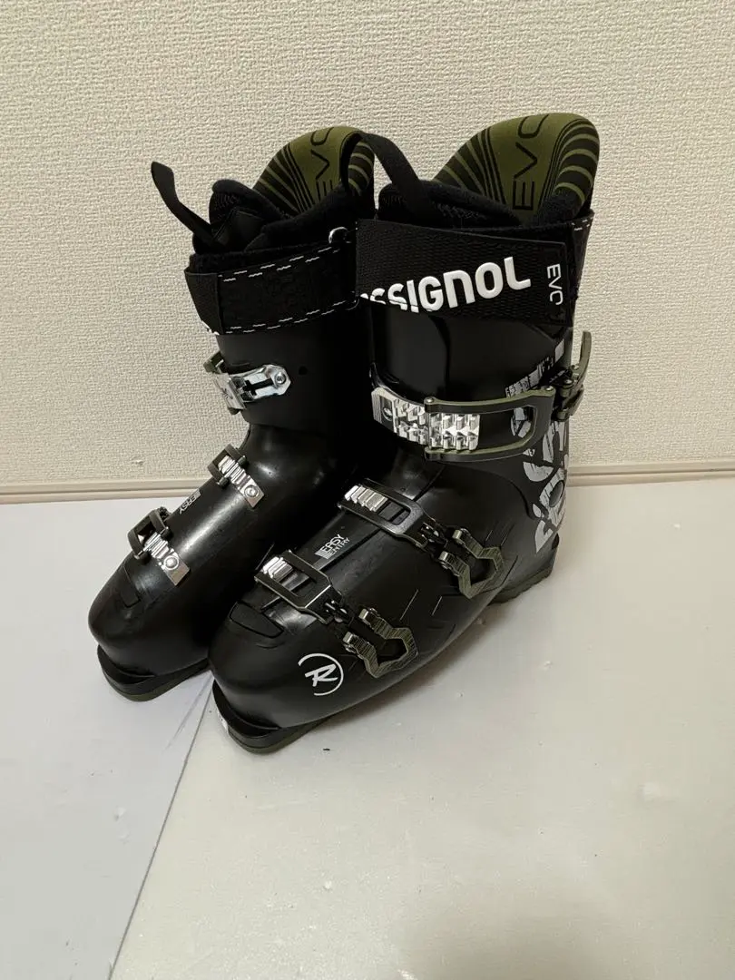 【新品・未使用】　Rossignol Evo 70 26.0㎝ Amazon.com : Rossignol Evo 70 - Ski Boots for Men - Relaxed