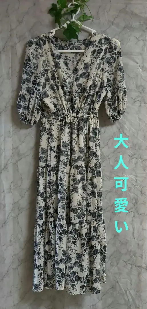 Thumbnail of V-neck floral print puff sleeve dress