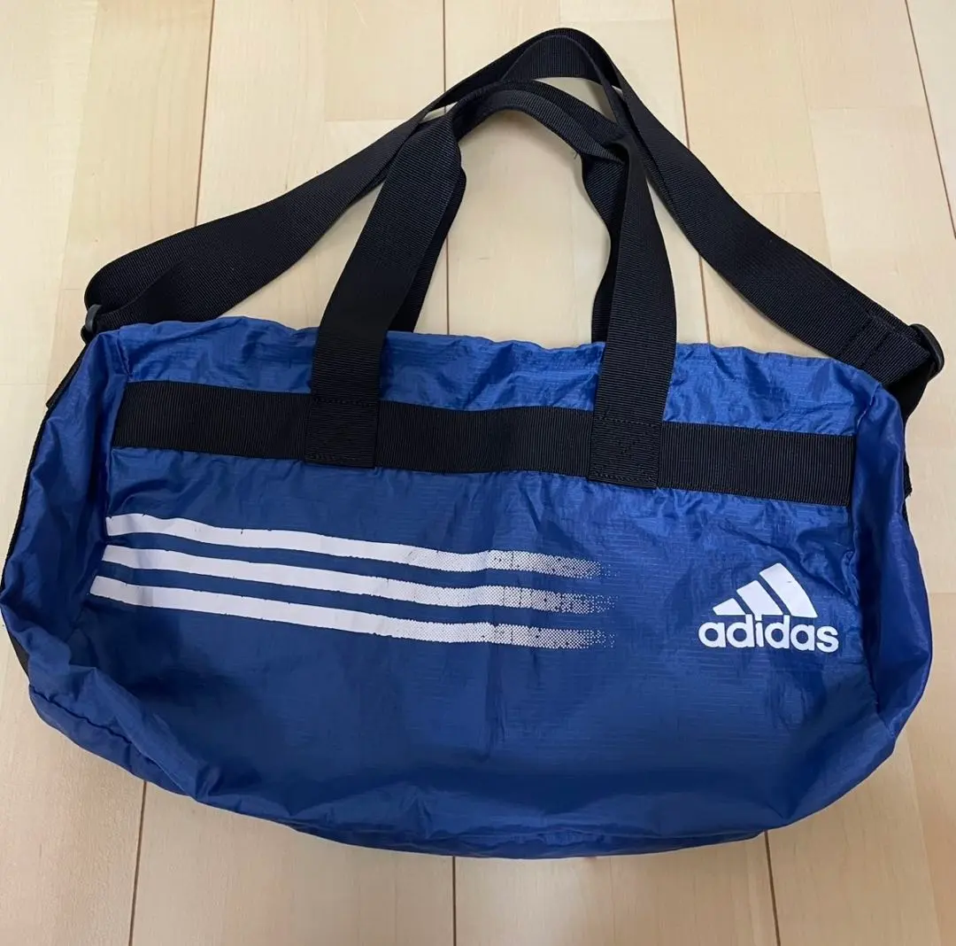 Thumbnail of Adidas pool bag