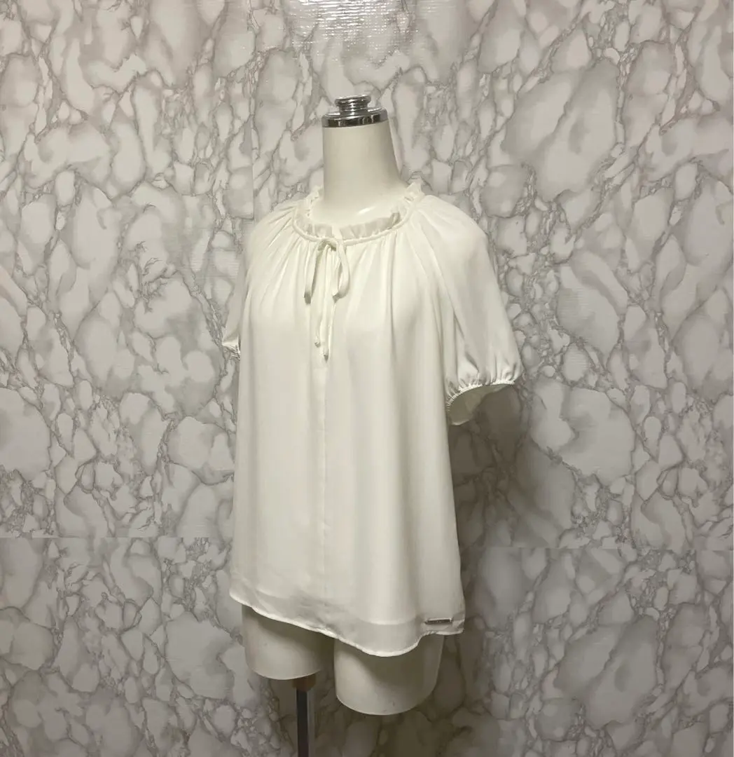 美品　ELIE TAHARI デザインブラウス 2025年最新】エリータハリ シャツ・ブラウスの人気アイテム