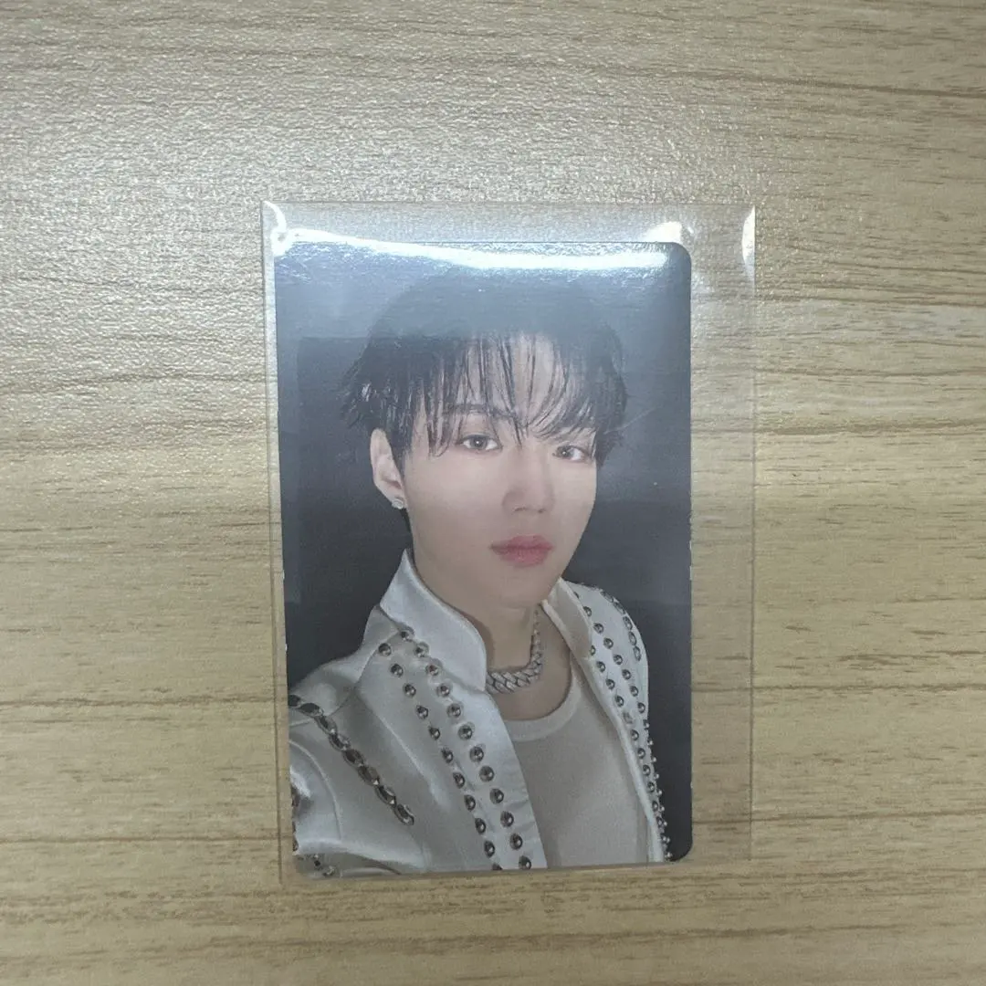 Thumbnail of TREASURE REBOOT Doyoung Photocard
