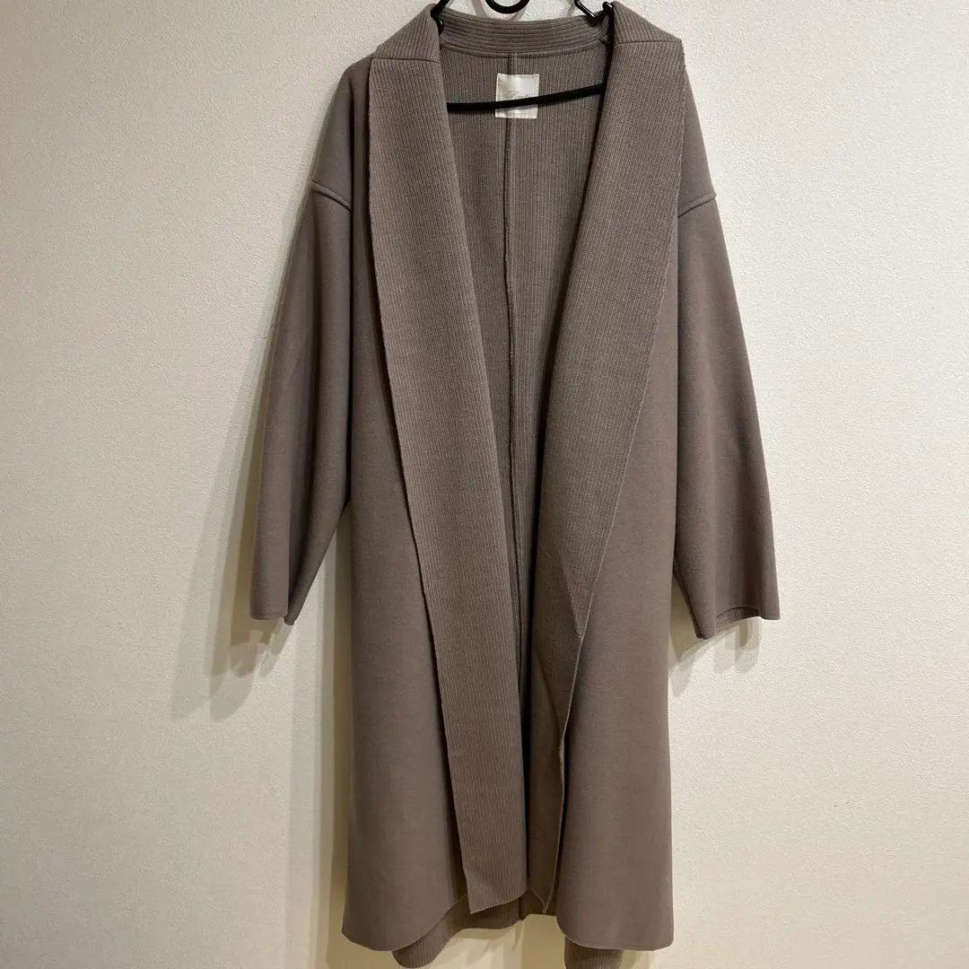 新品・タグ付きアクータロングコート長袖モスグリーンオーバーサイズ