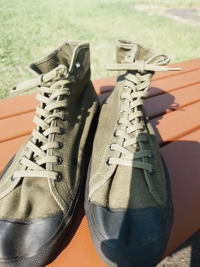 Thumbnail of 40s U.S. ARMY Training Shoes Size 10 Deadstock