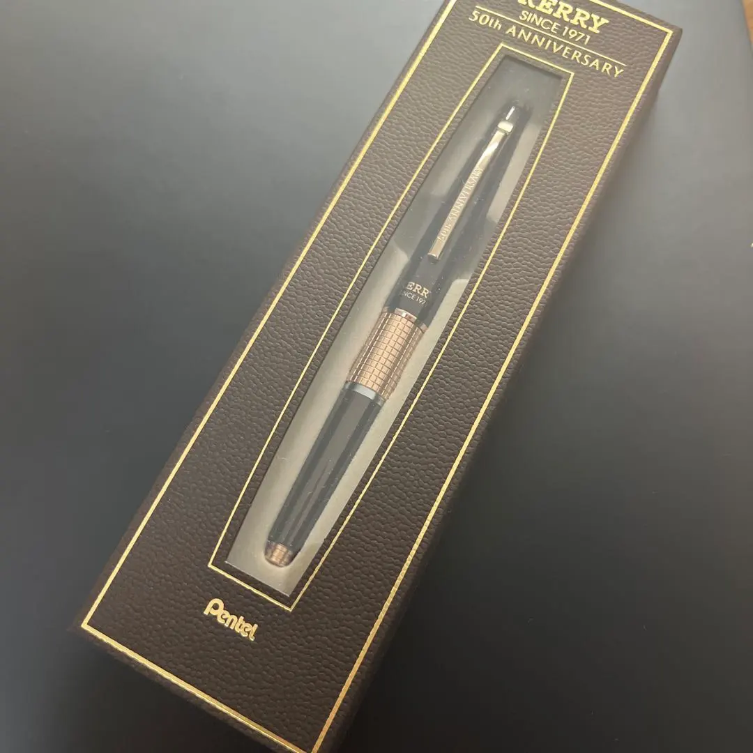 ぺんてる　ケリー　50th ANNIVERSARY クラシックブラウン Amazon.co.jp: ぺんてる シャープペン 万年CIL(ケリー) 50周年